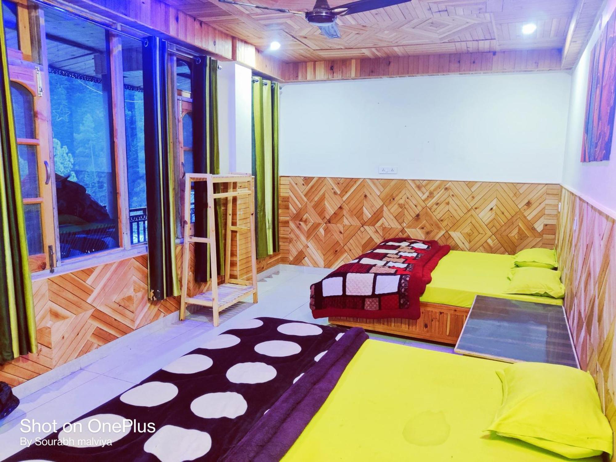 Chalo Chhalal Hotel & Cafe Kasol Exterior foto
